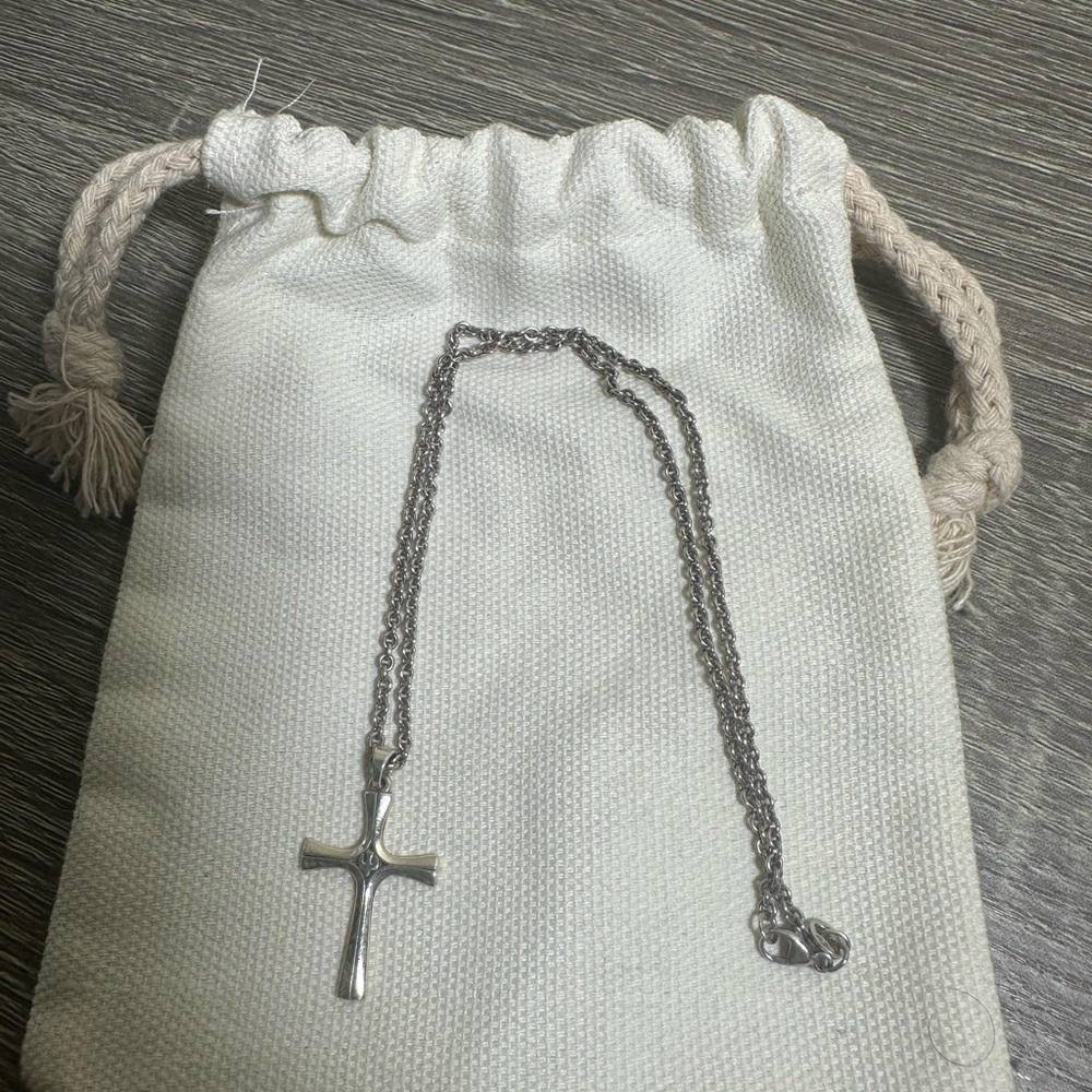 James Avery Sterling Silver Descending Dove Serenity Cross Pendant  16” Chain